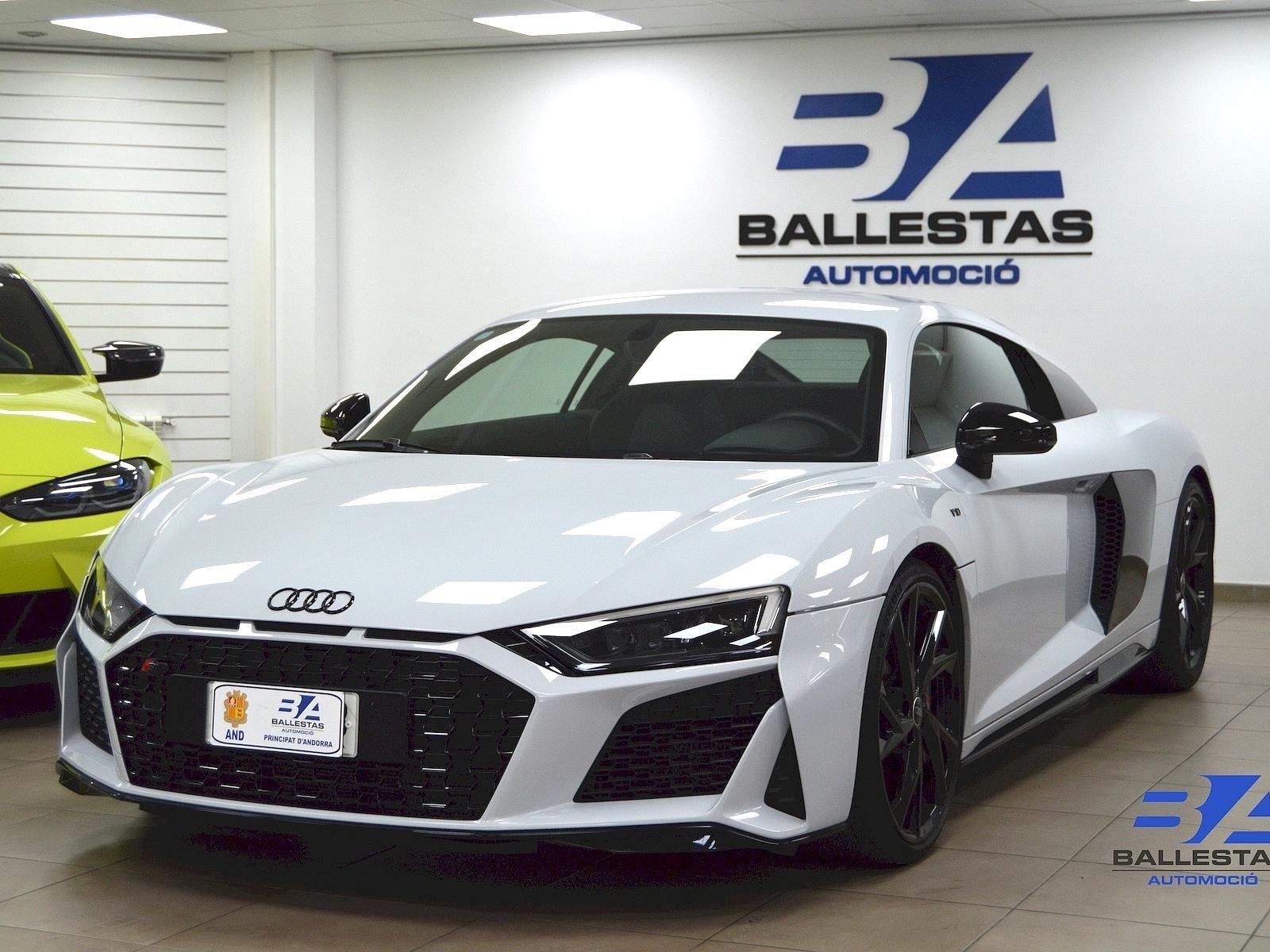 Audi R8