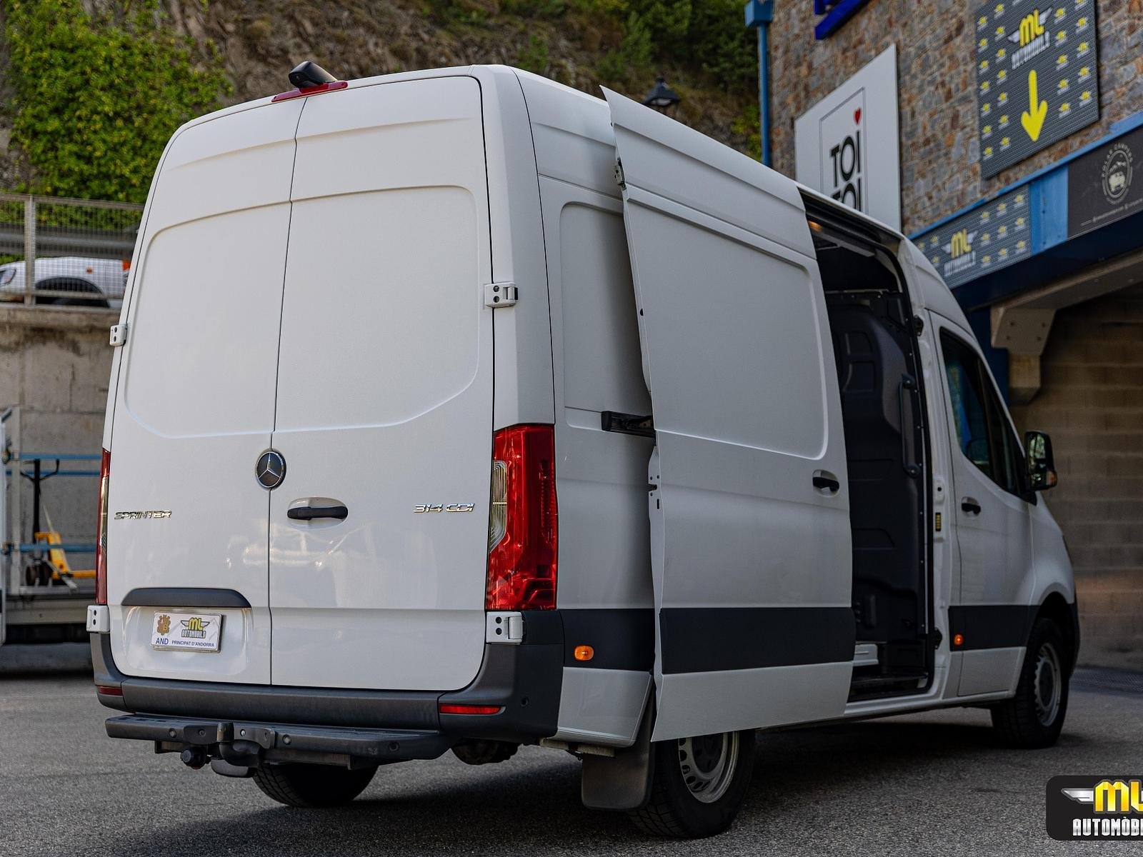 Mercedes-Benz Sprinter