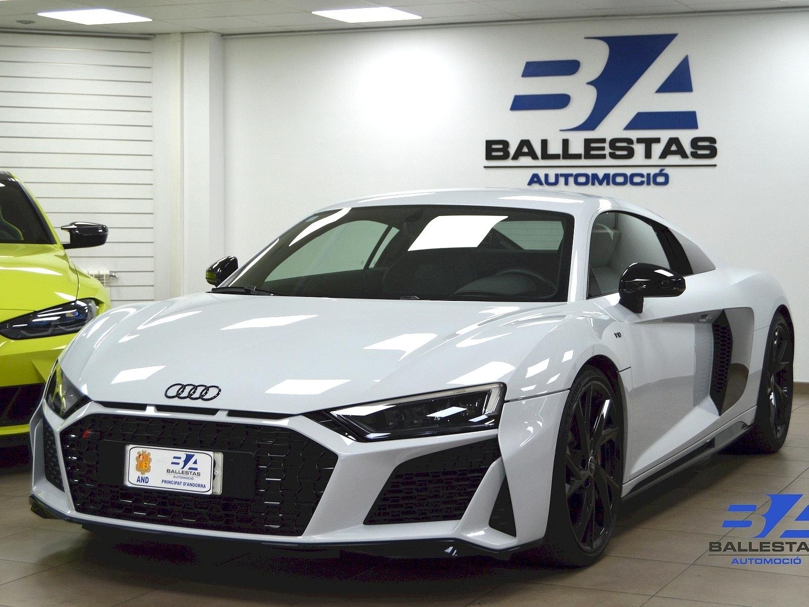 Audi R8