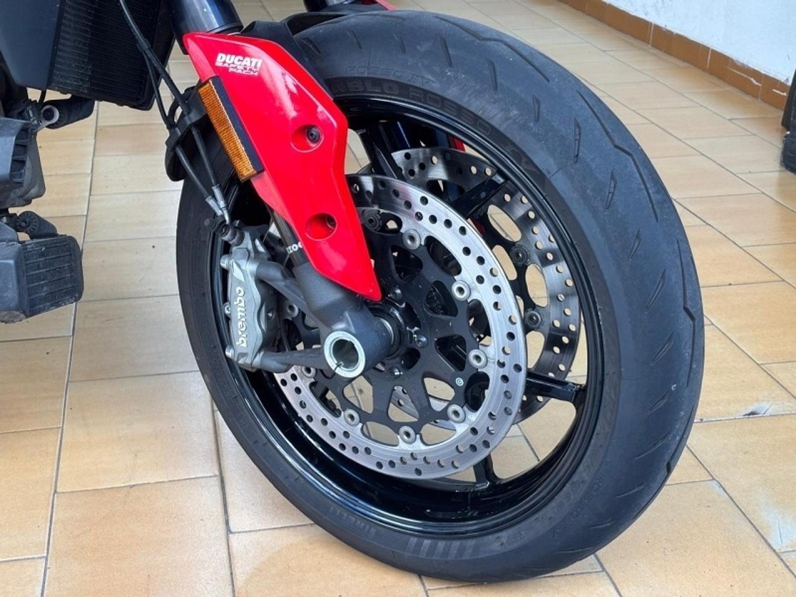 Ducati Hypermotard 950