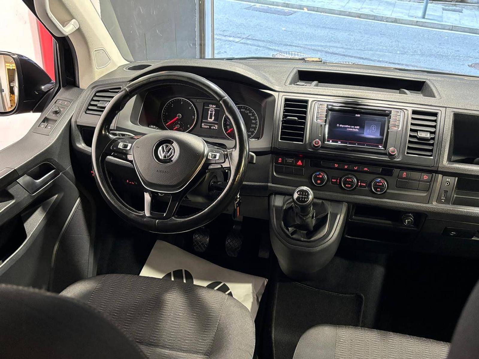 Volkswagen Caravelle