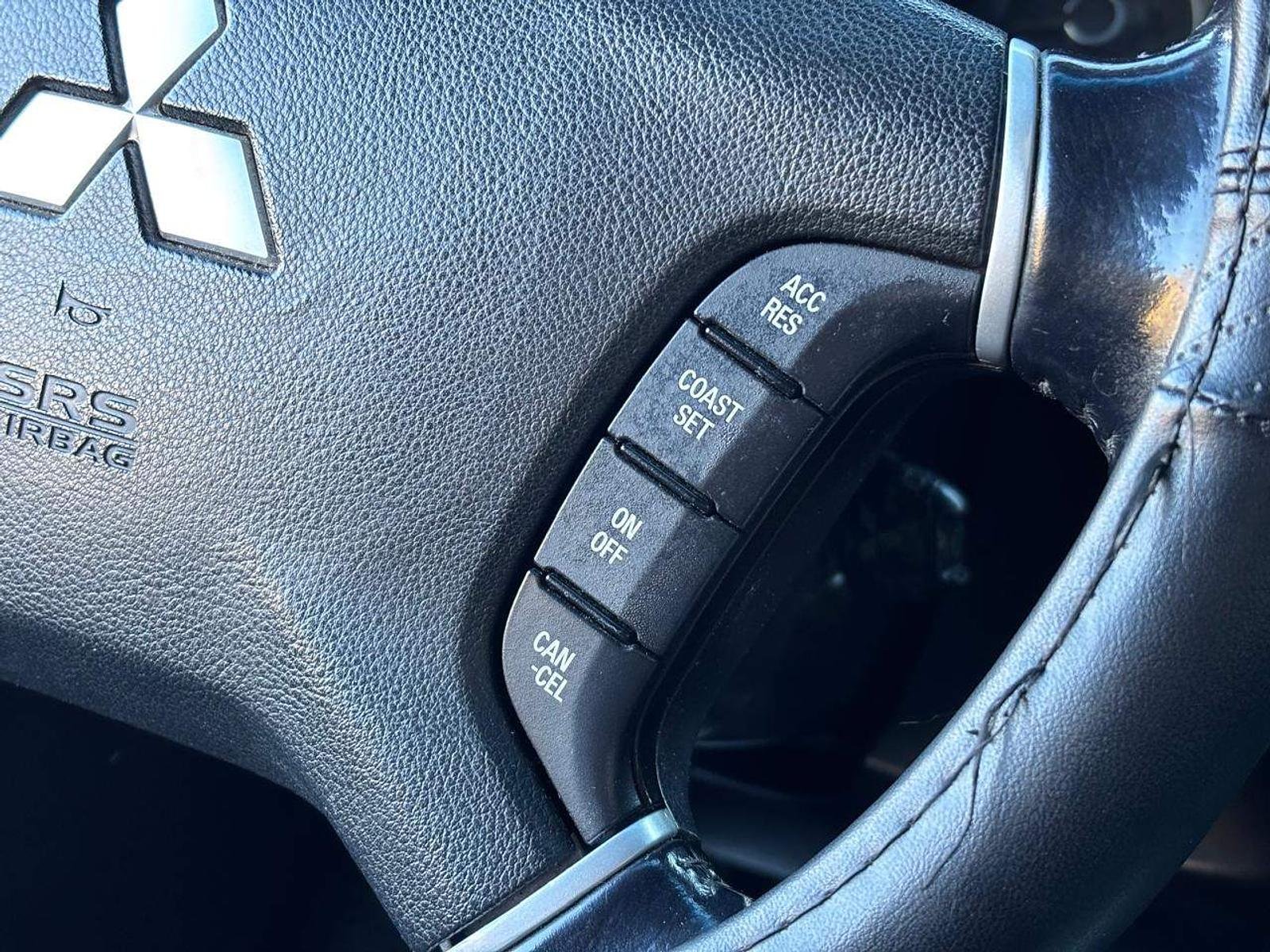 Mitsubishi Montero