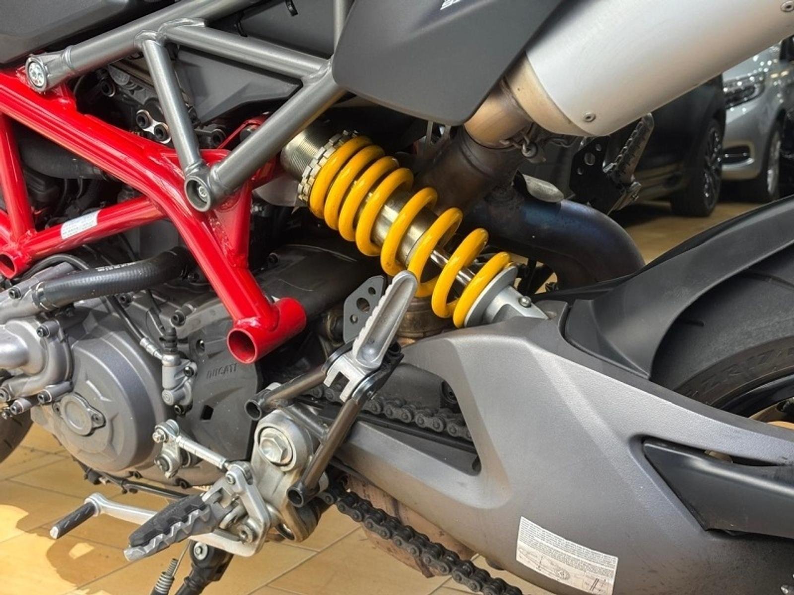 Ducati Hypermotard 950
