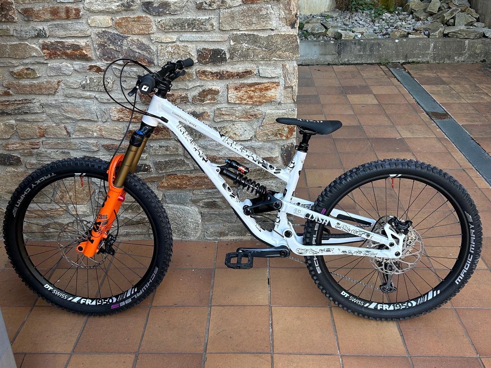 Commencal