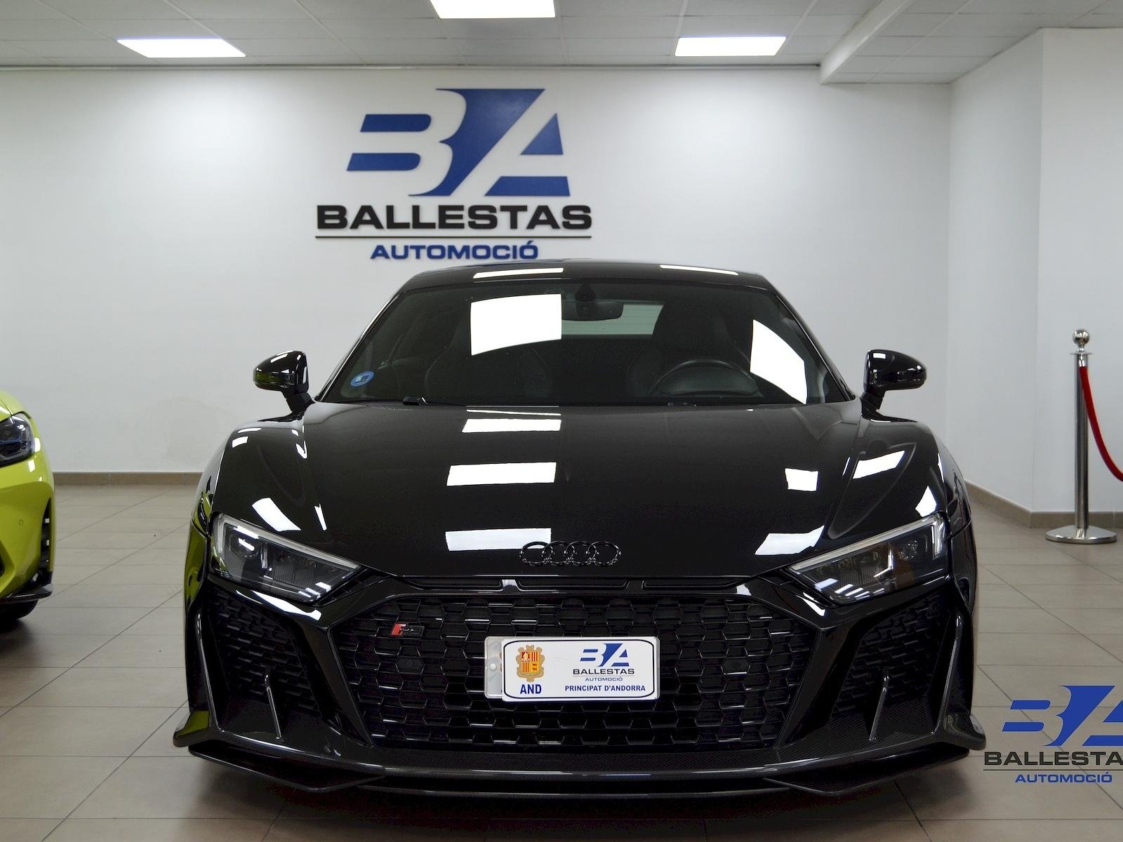 Audi R8