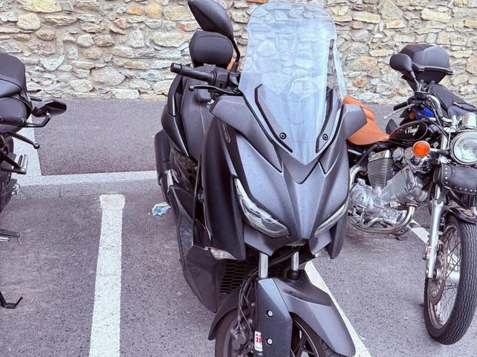 Yamaha X-MAX 300