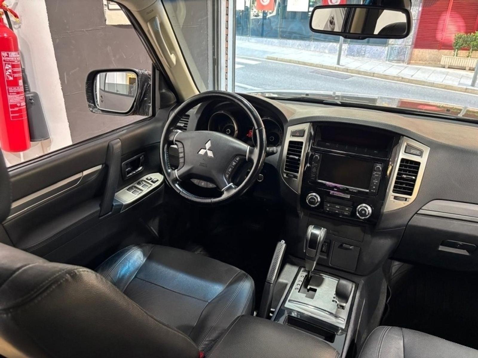 Mitsubishi Montero