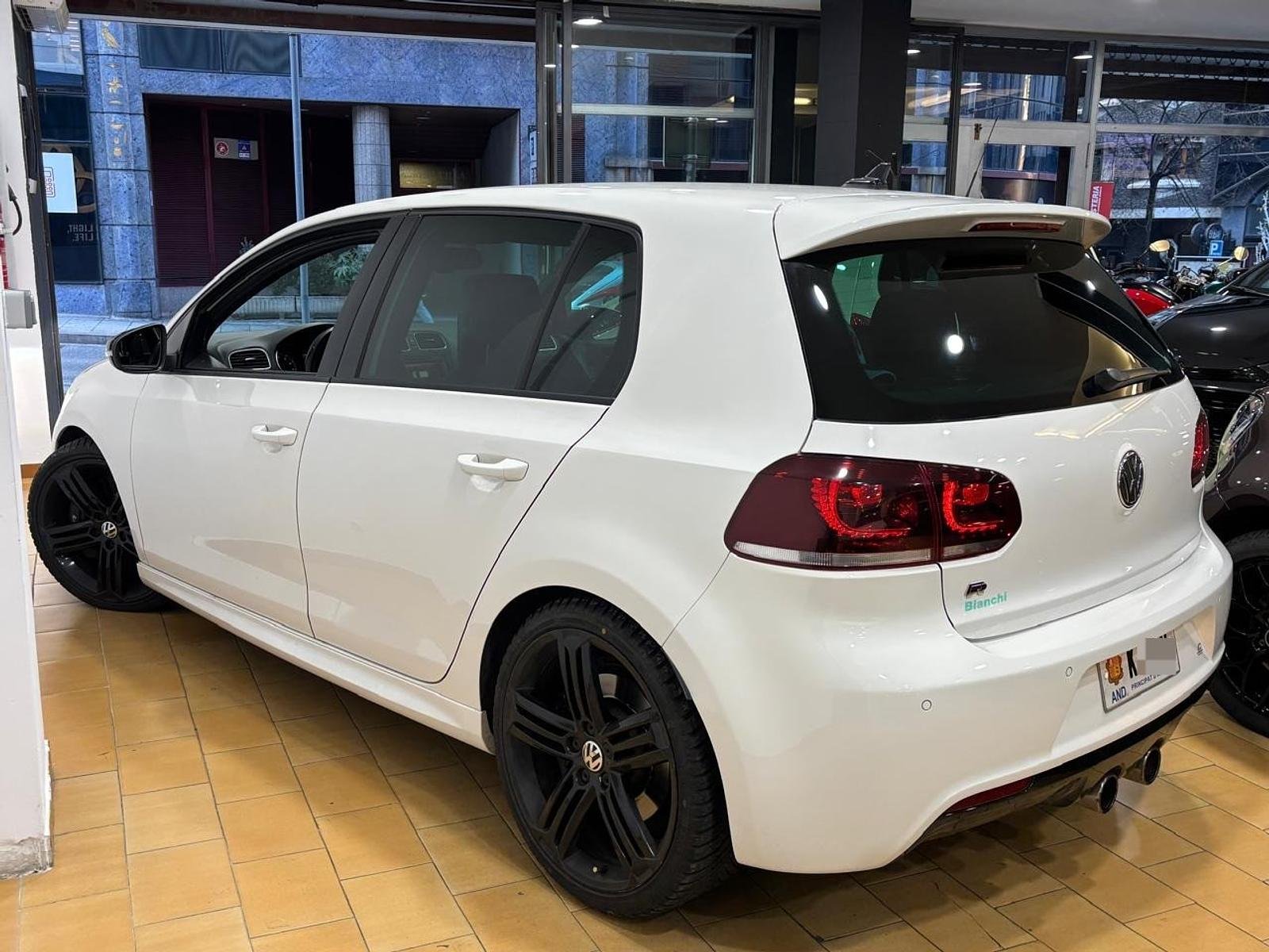 Volkswagen Golf R
