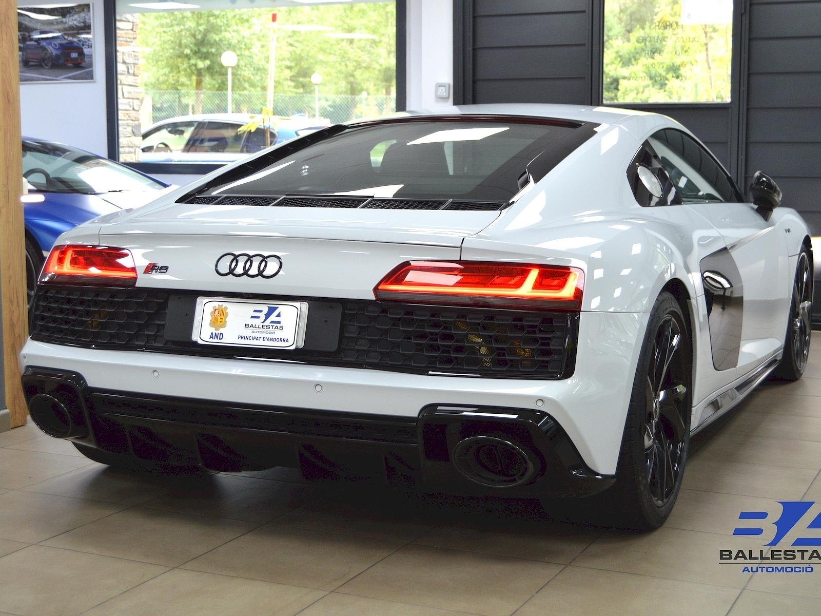Audi R8