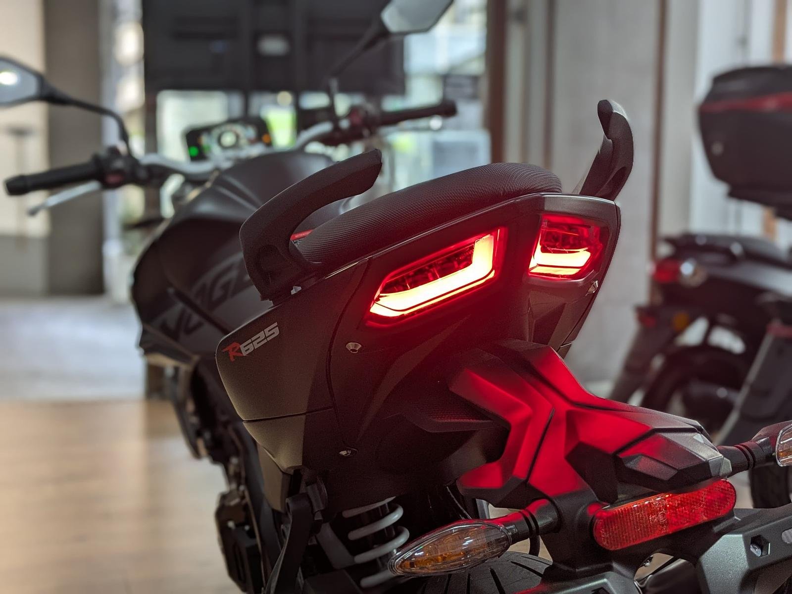 Voge 625R