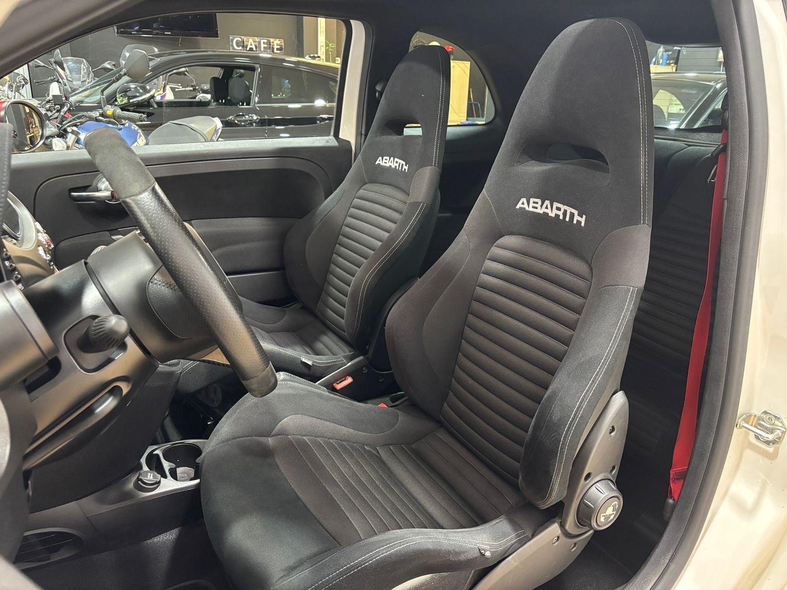 Abarth 595 Competizione