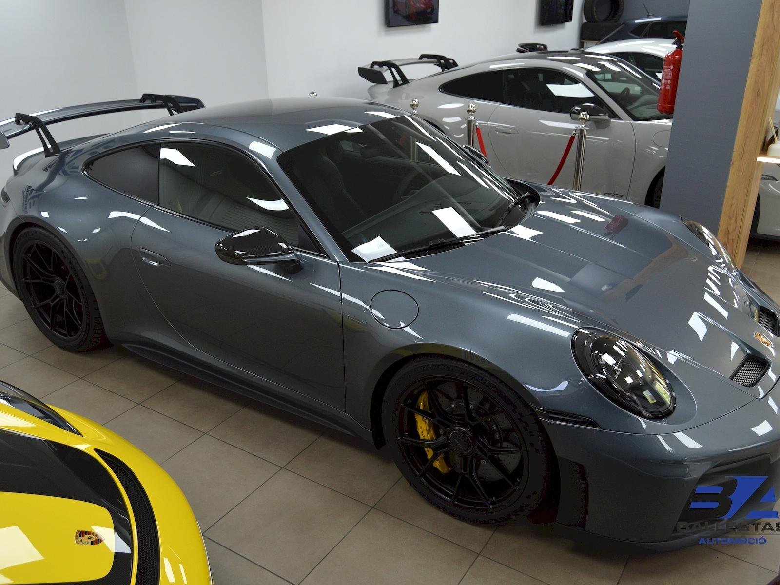Porsche 911