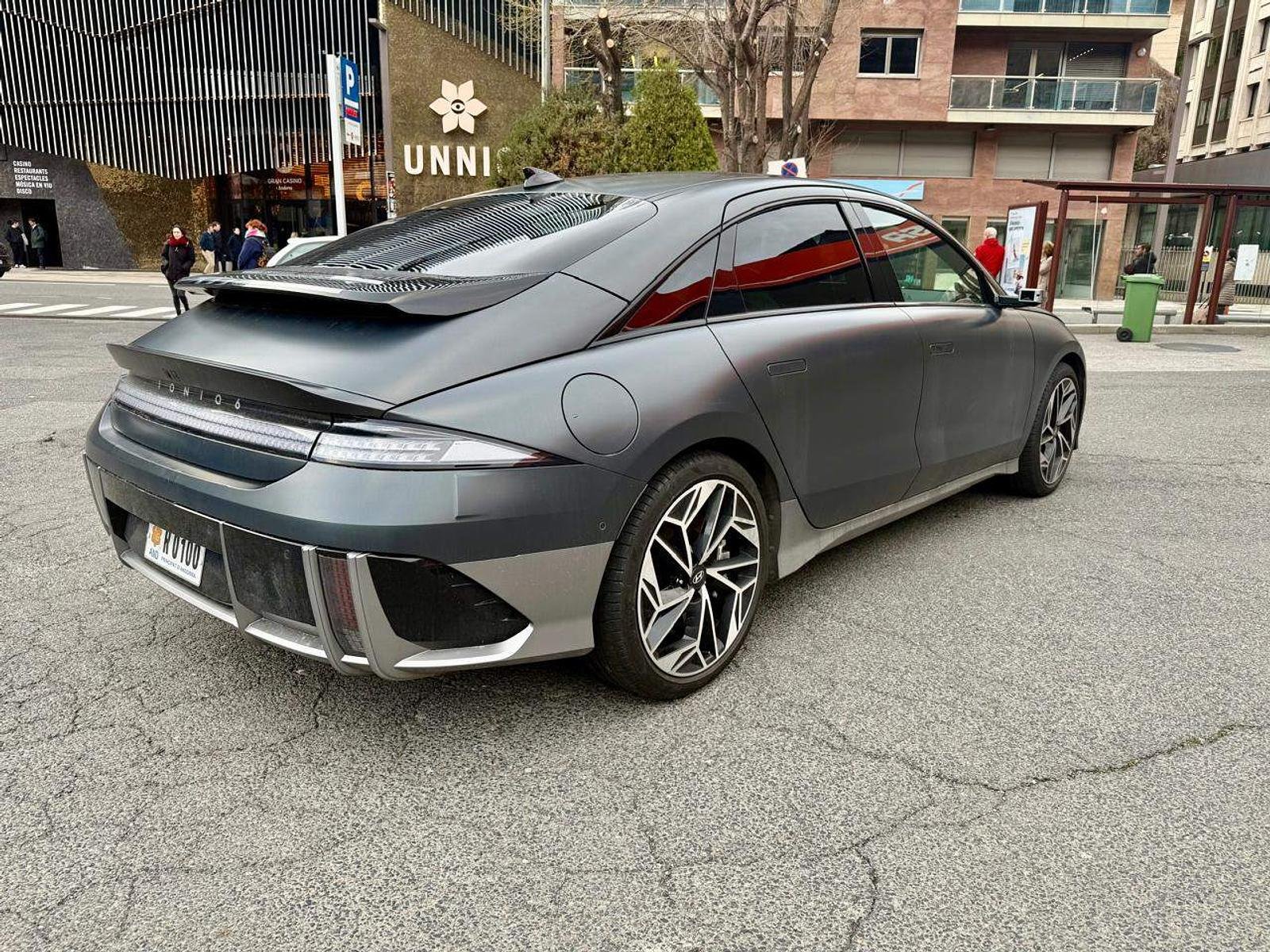 Hyundai Ioniq 6
