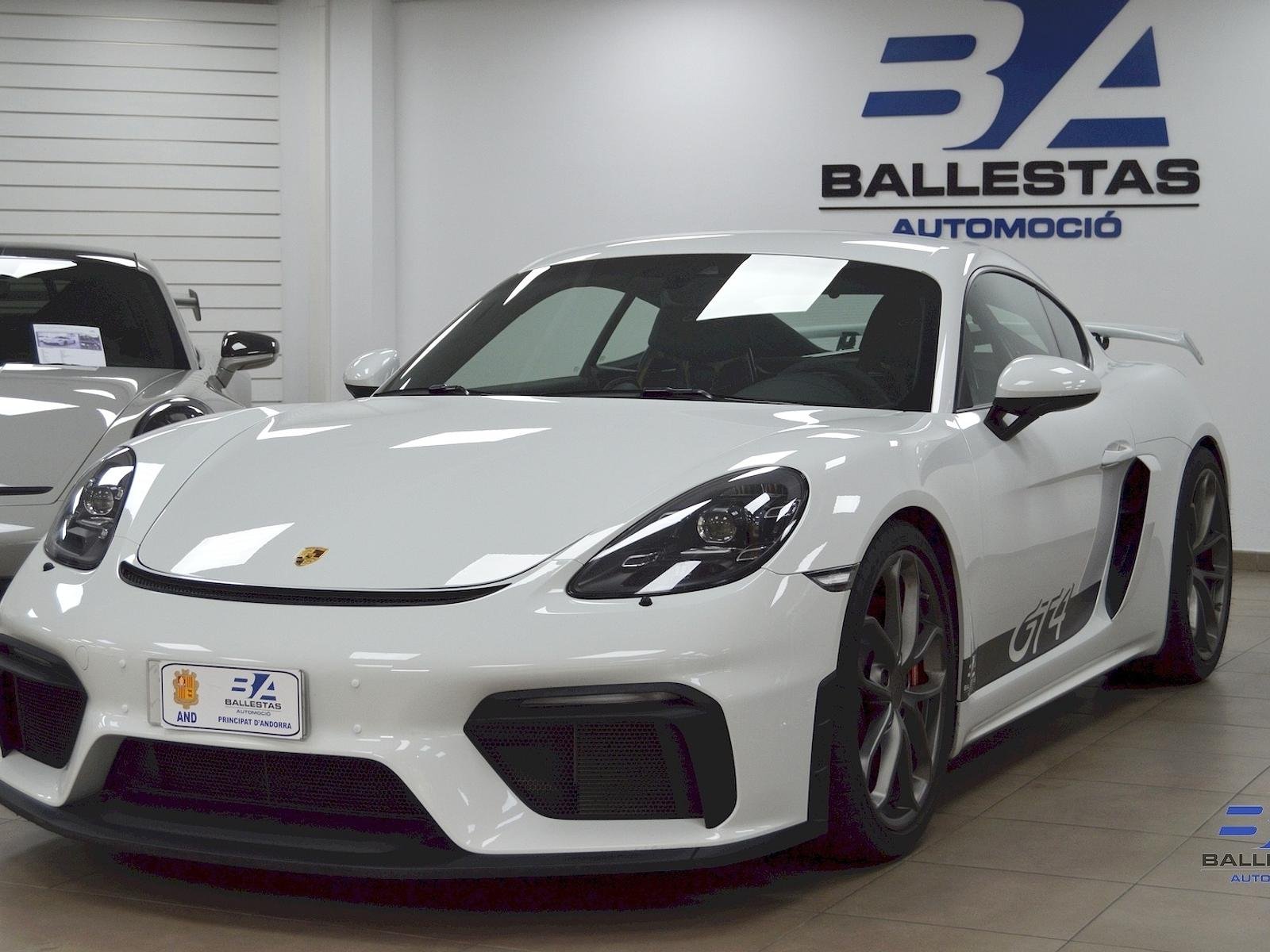 Porsche Cayman Gt4