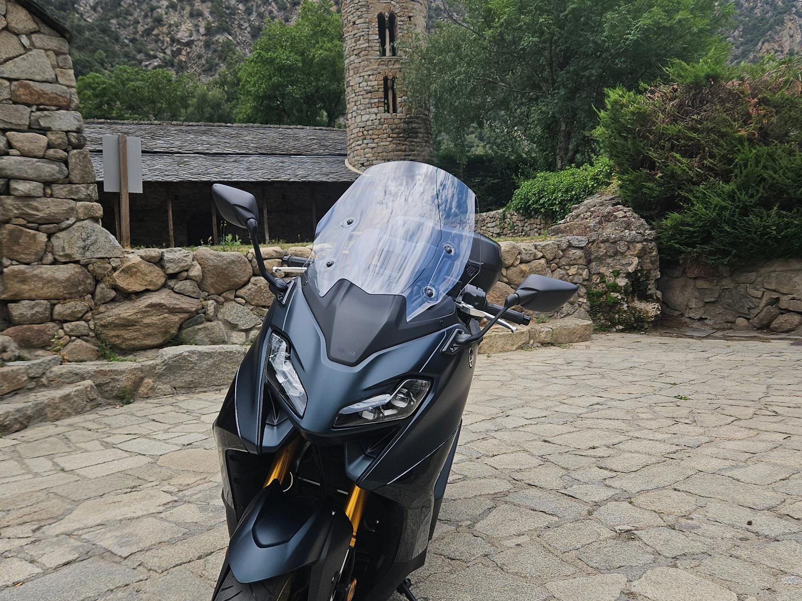 Yamaha TMAX 560
