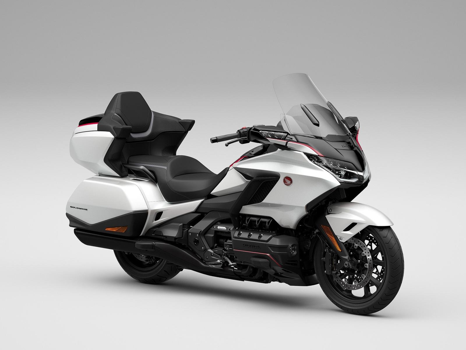 Honda GL 1800 Gold Wing Tour DCT