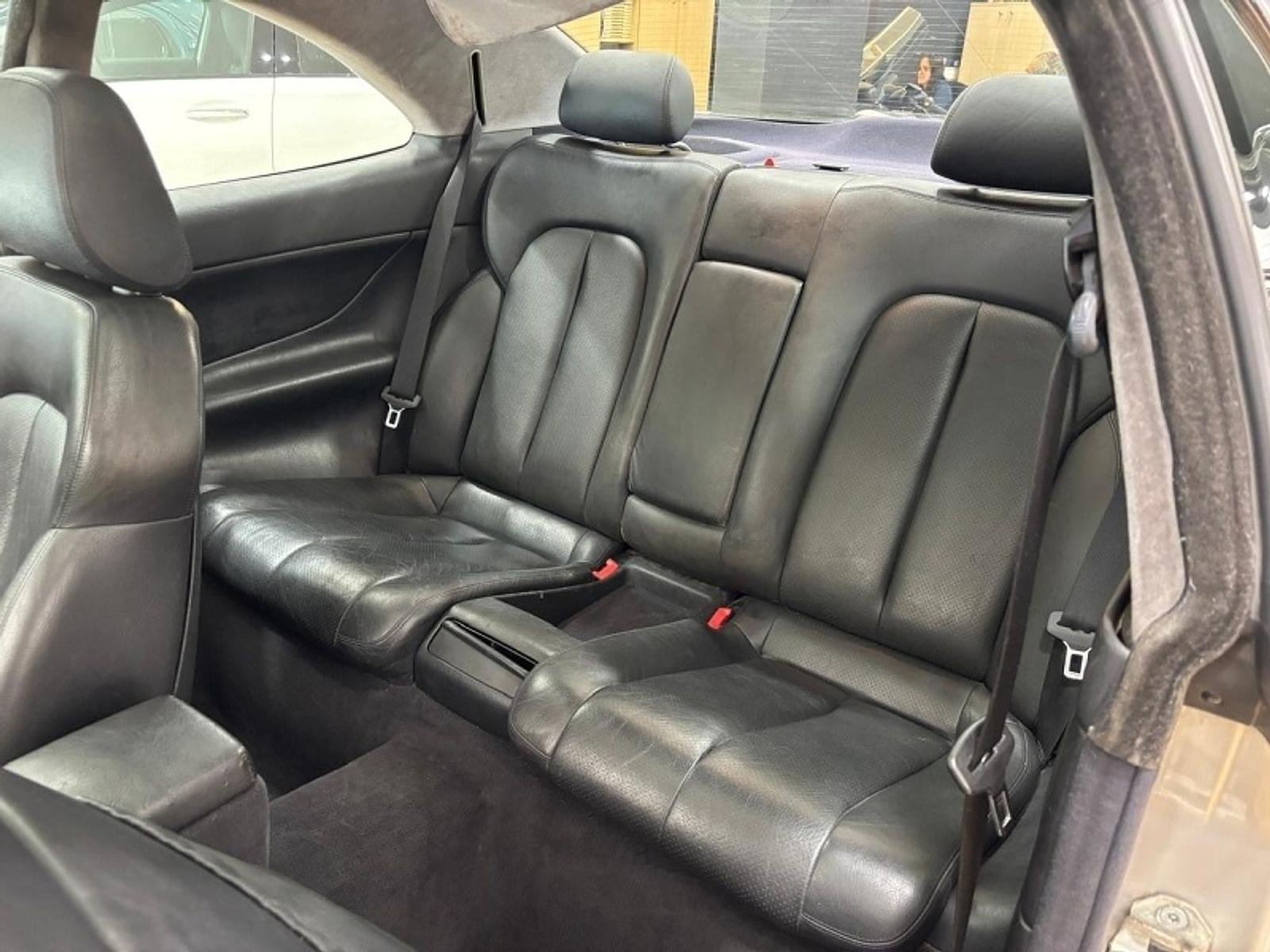 Mercedes-Benz Clk-Class