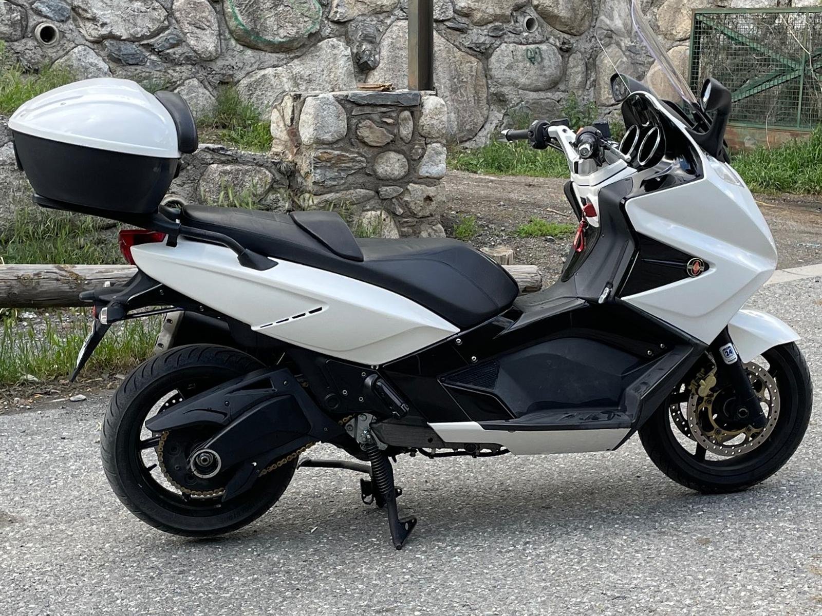 Gilera GP 800 Centenario