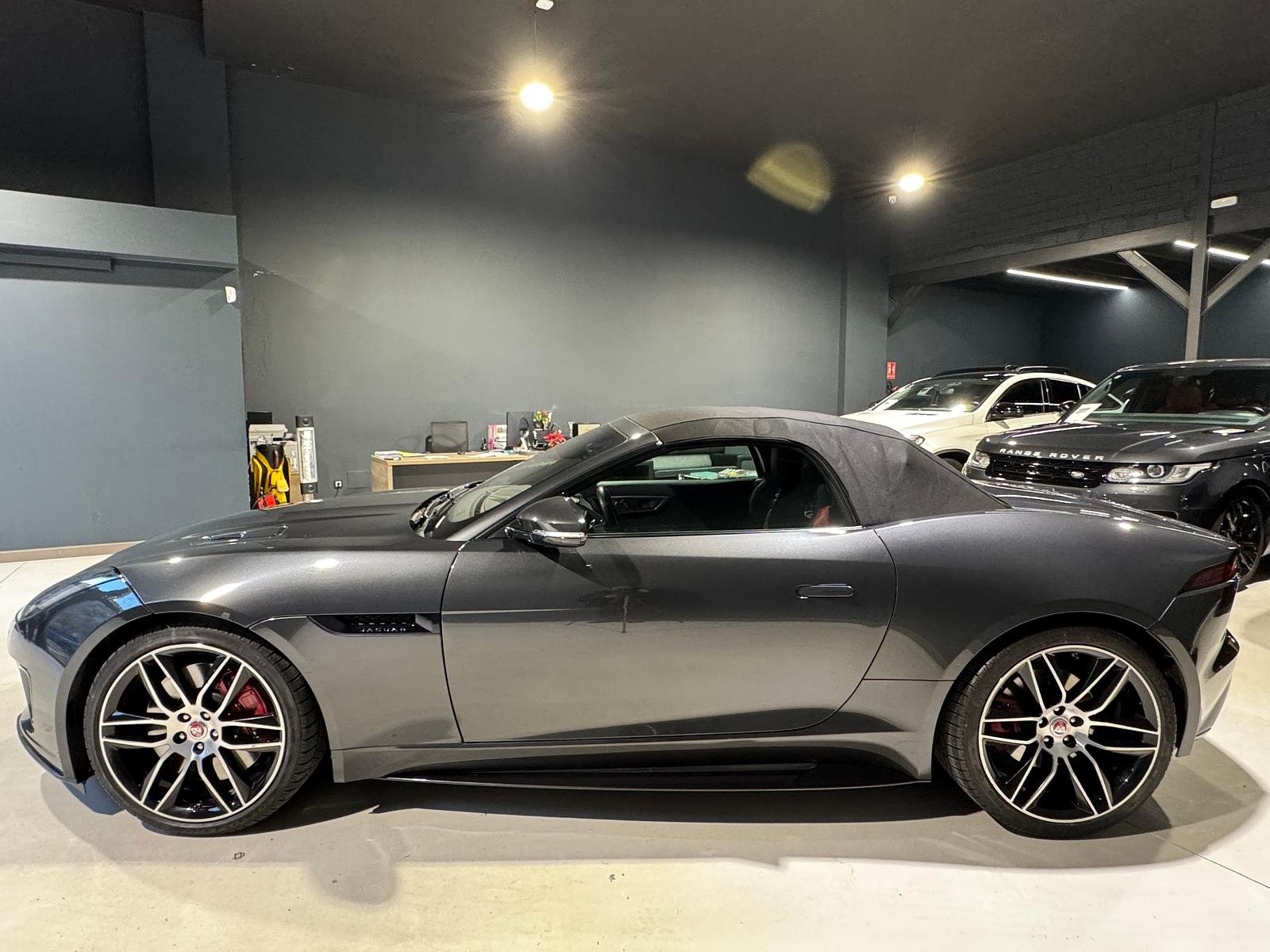 Jaguar F-Type