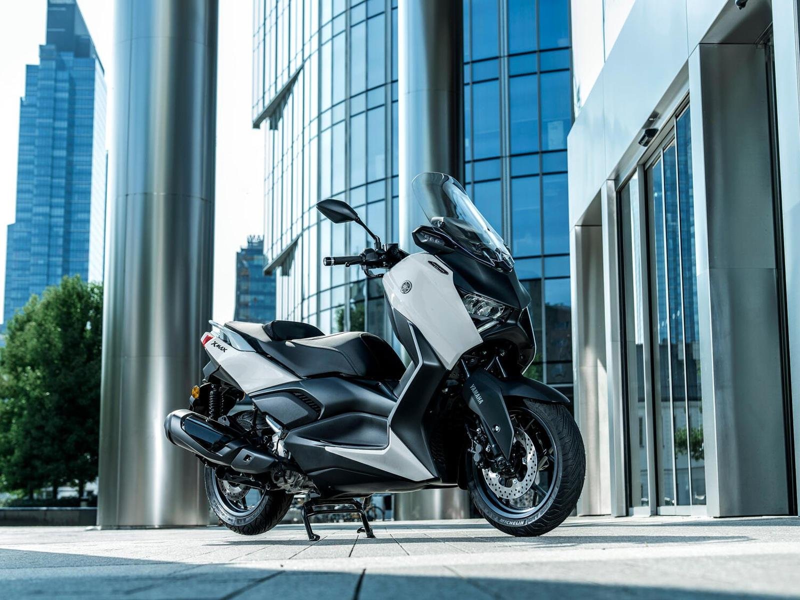 Yamaha XMAX 300 Tech MAX