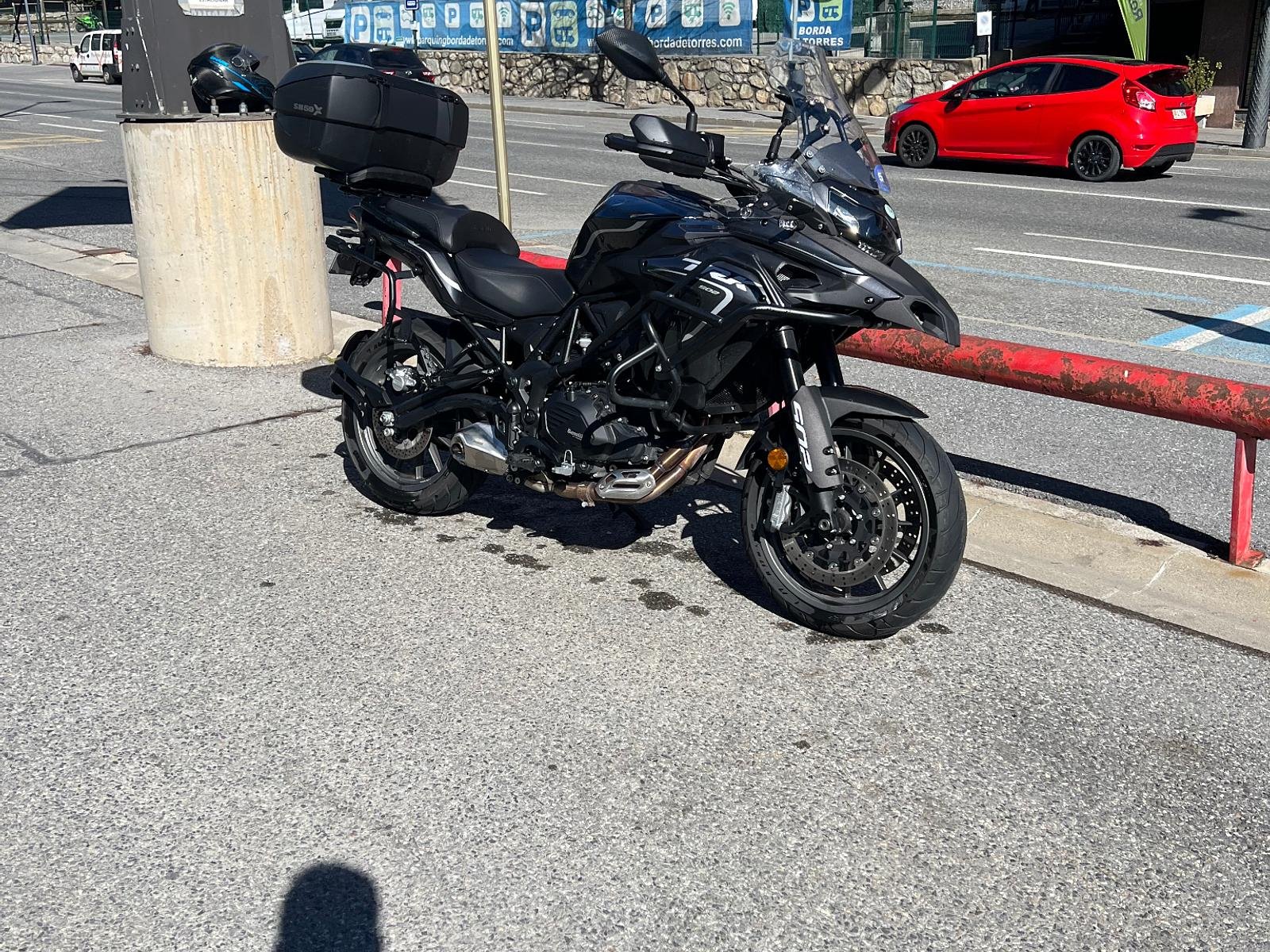 Benelli TRK 502