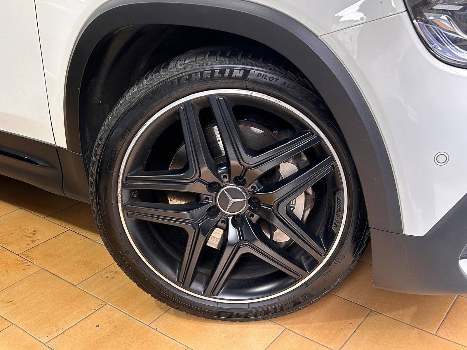 Mercedes-Benz Glb Amg