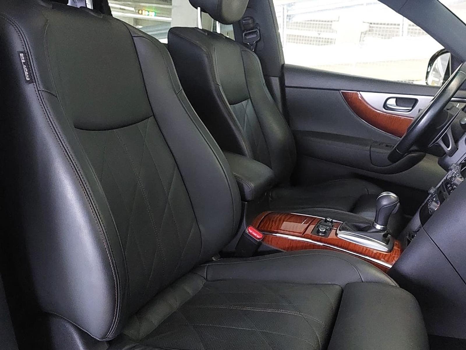 Infiniti Qx70