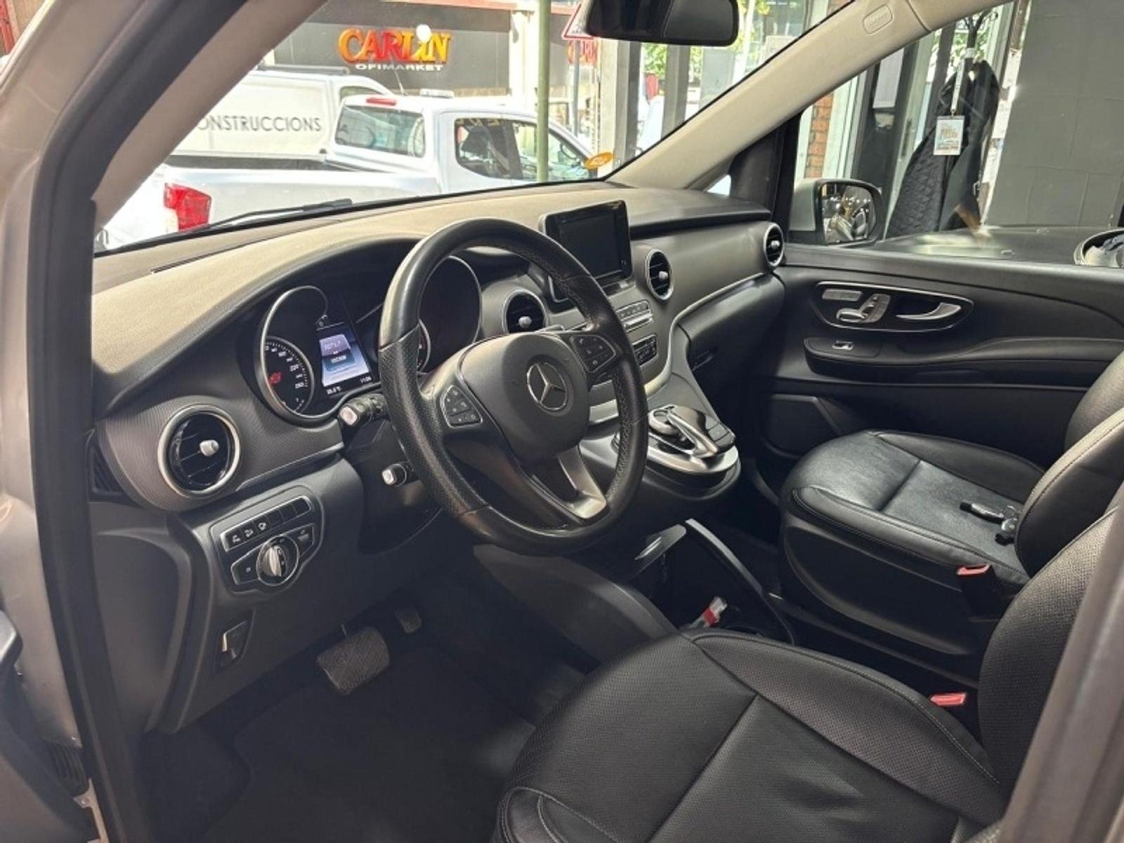 Mercedes-Benz V-Class