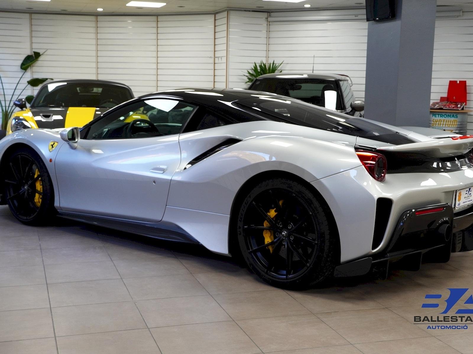 Ferrari 488