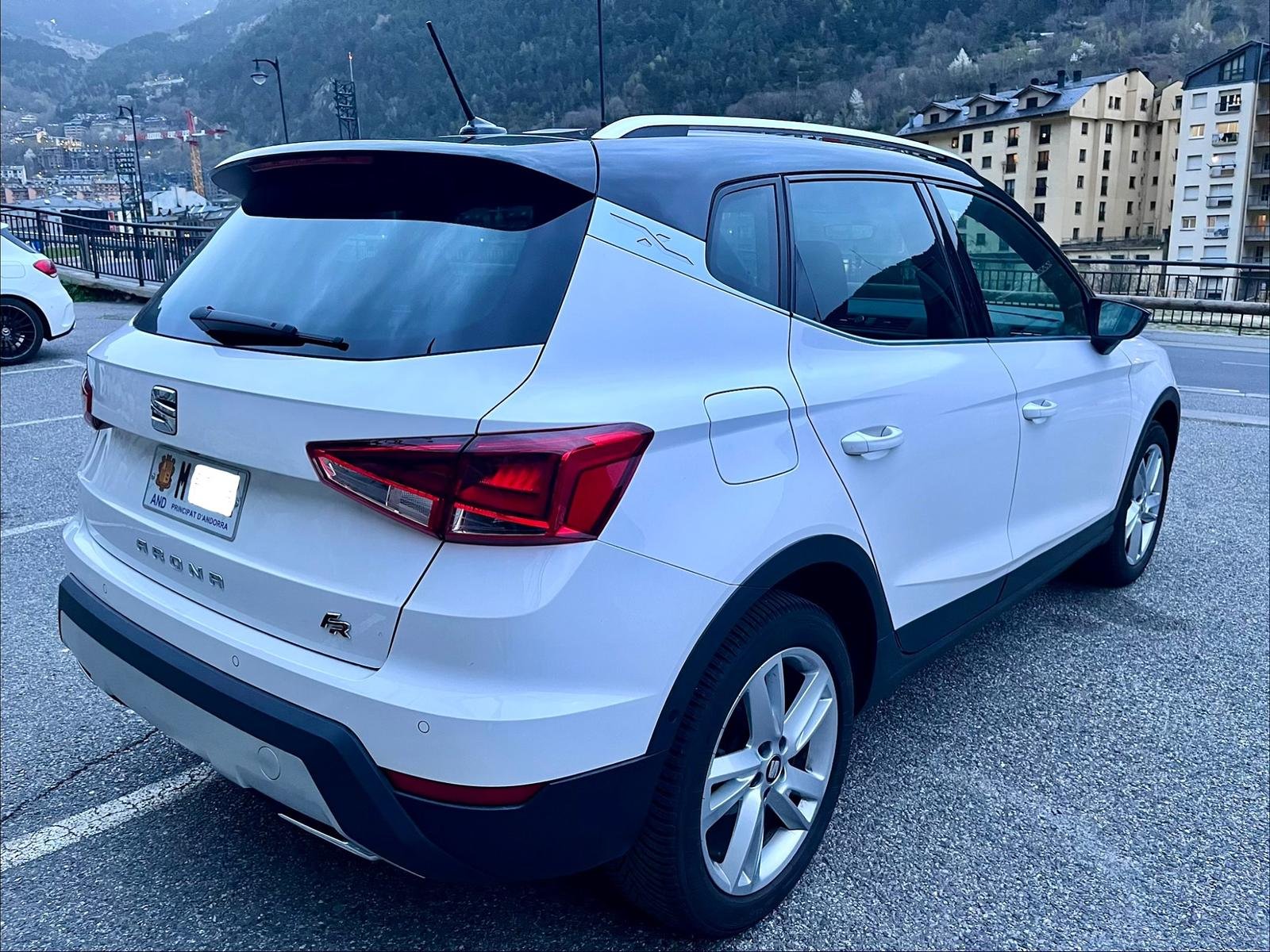 Seat Arona