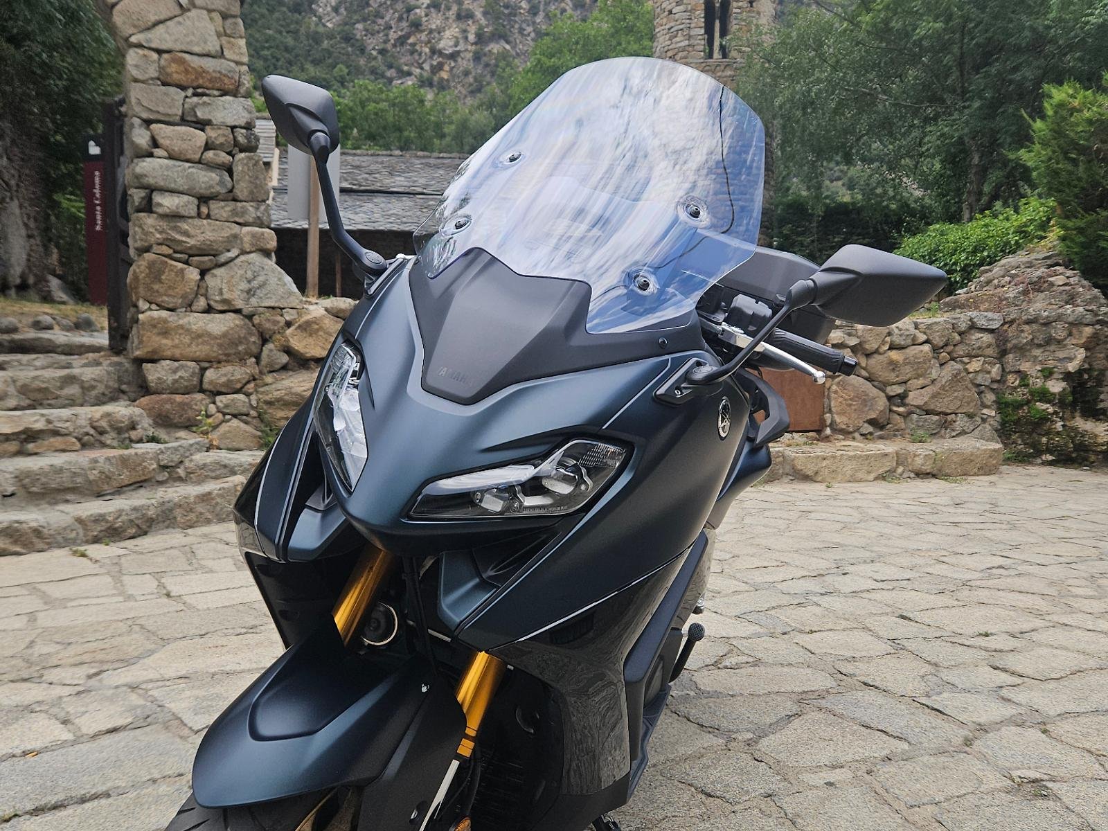 Yamaha TMAX 560