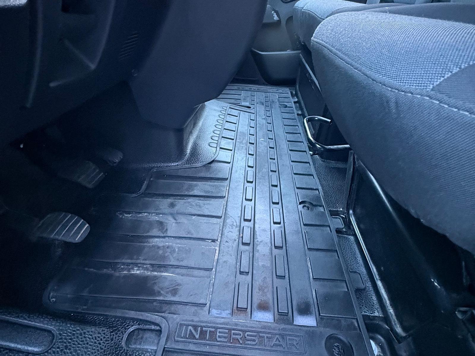 Nissan Interstar