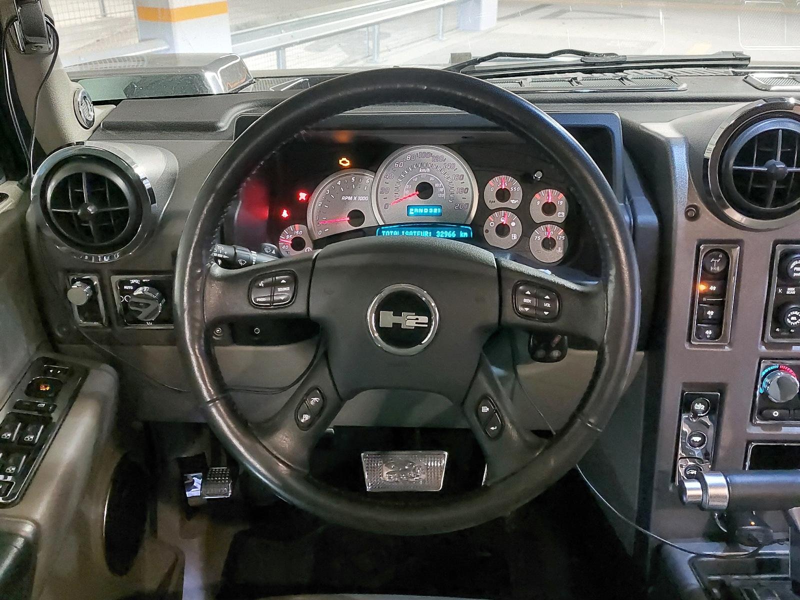 Hummer H2