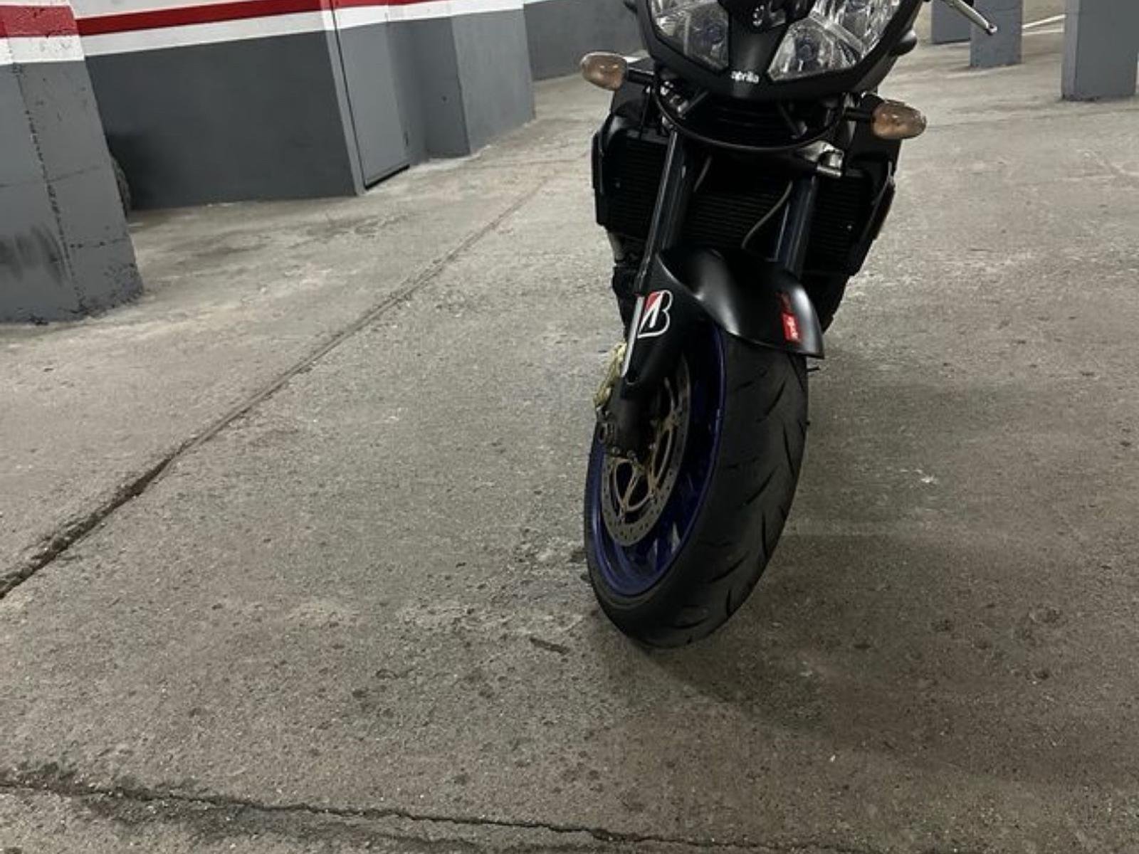 Aprilia Tuono 1000R