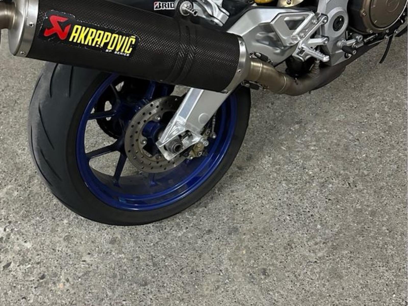 Aprilia Tuono 1000R