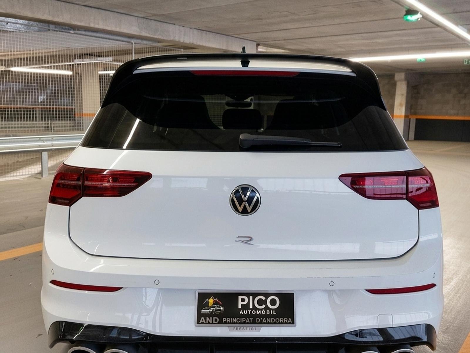 Volkswagen Golf R