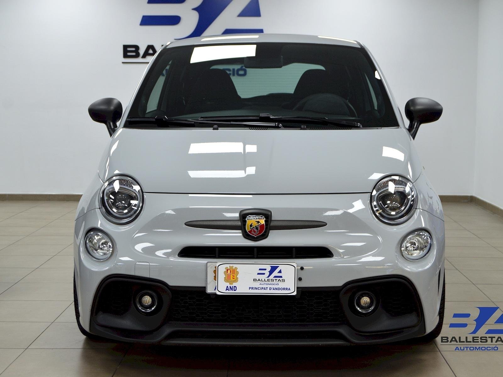 Abarth 695 Rivale