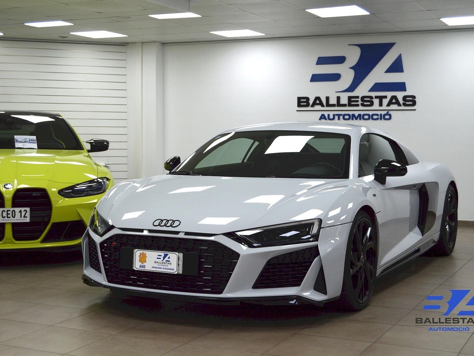 Audi R8