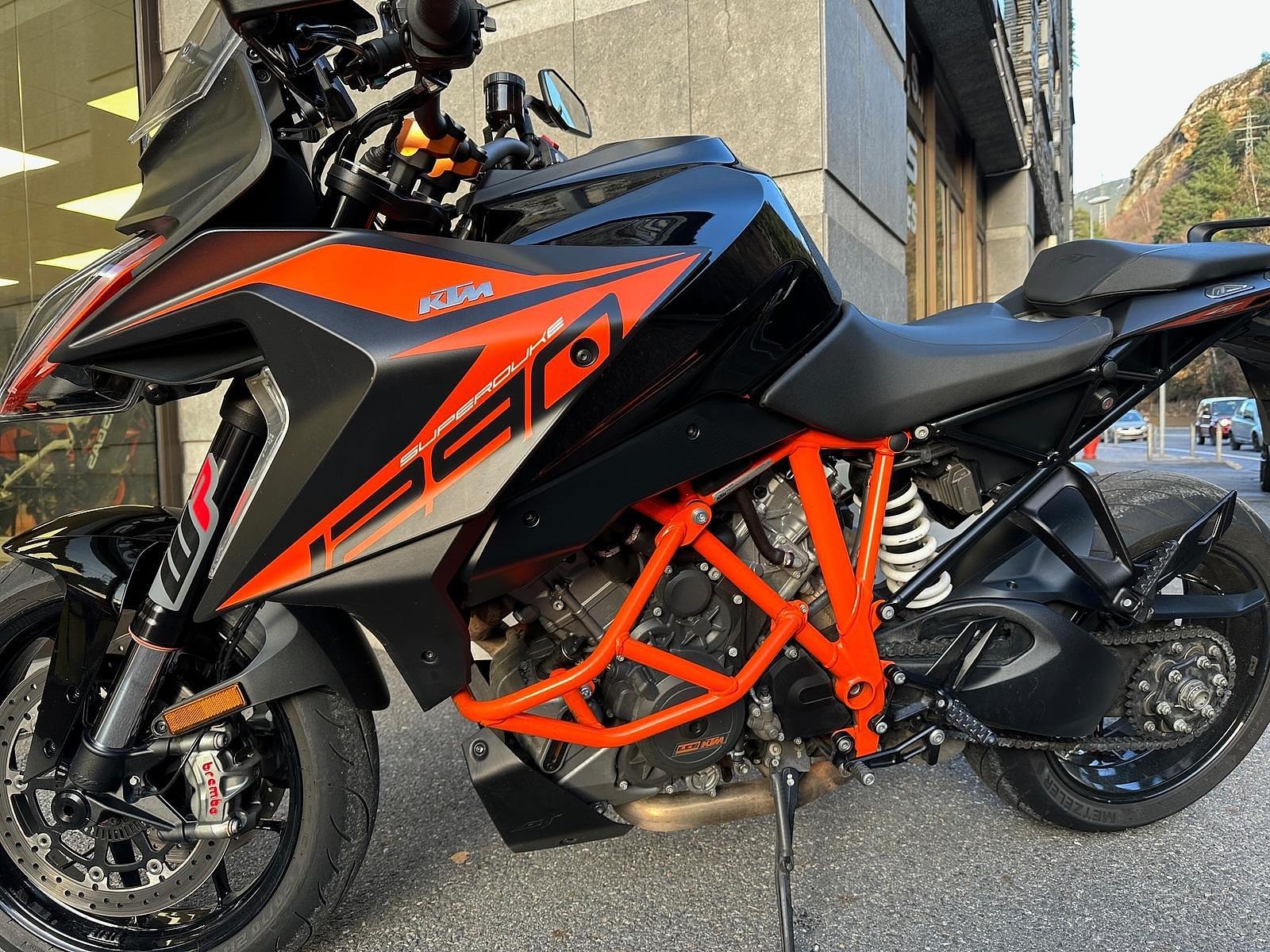 KTM 1290 Super Duke GT