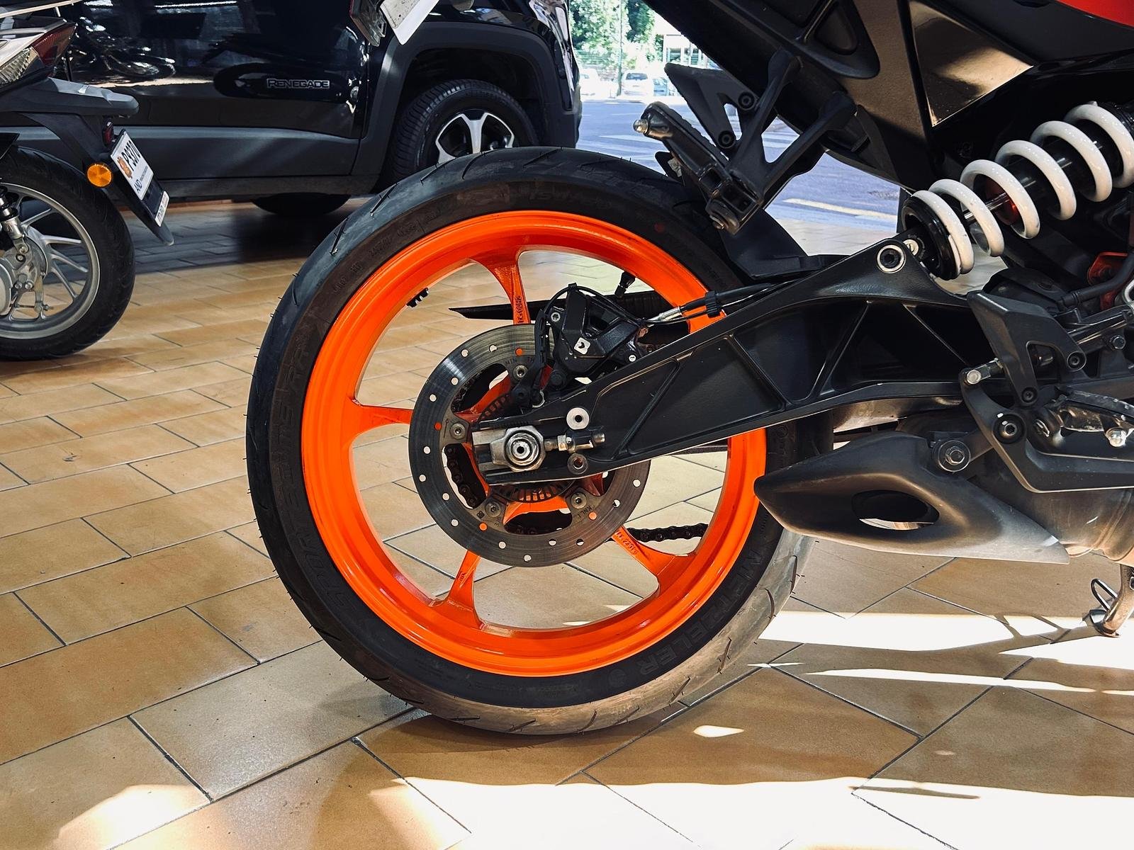 KTM 390 Duke