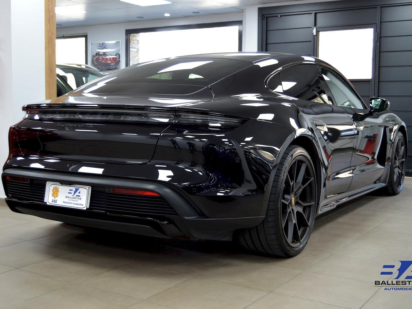 Porsche Taycan