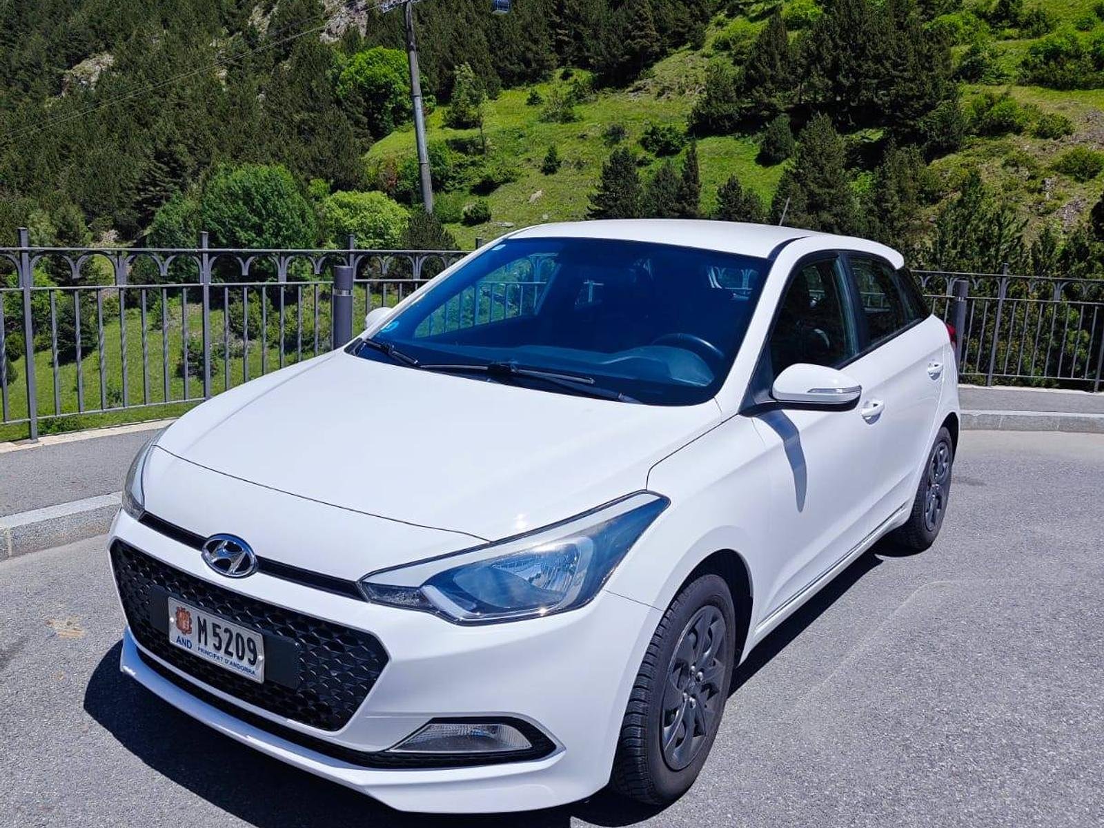 Hyundai I20