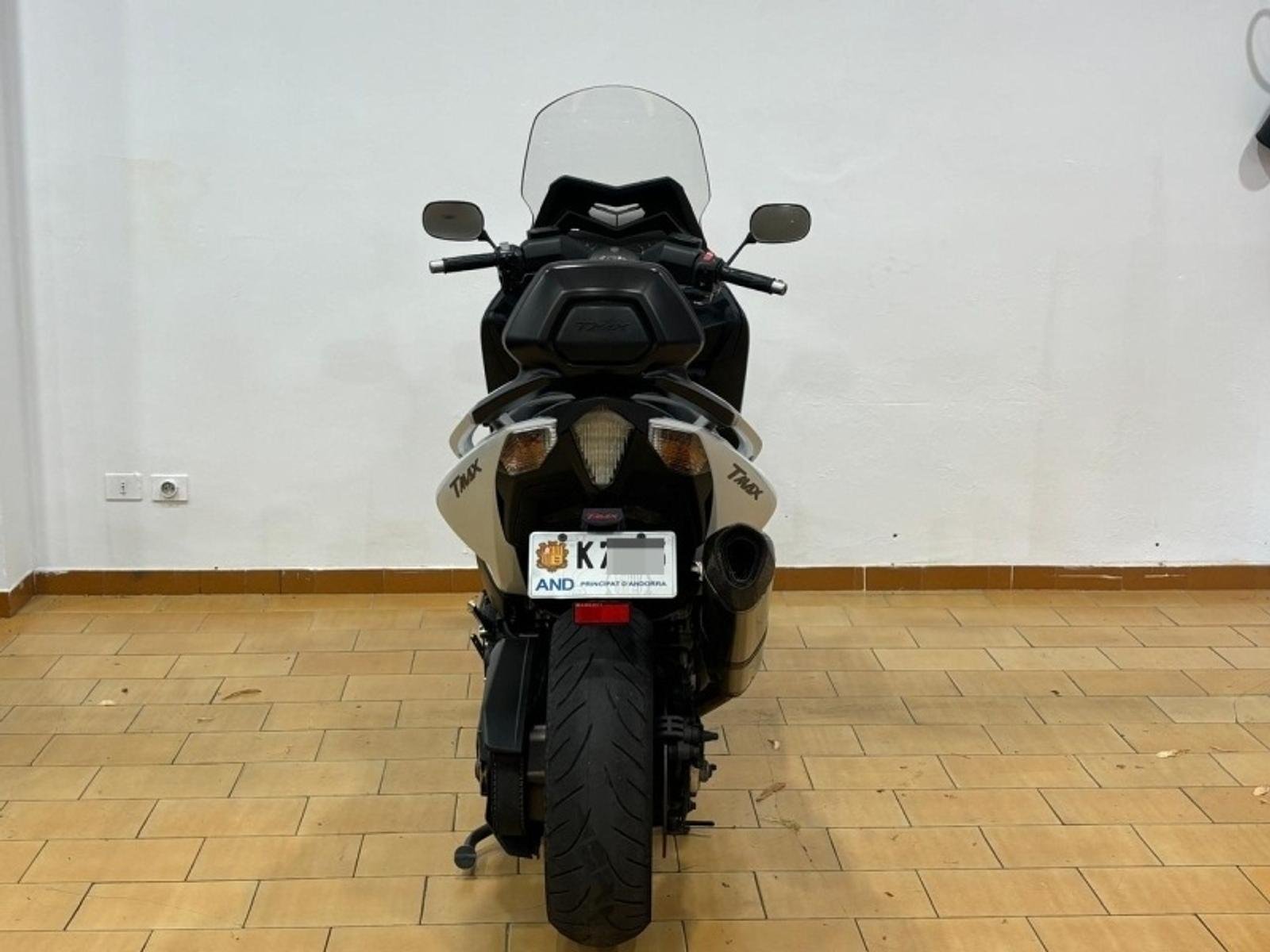 Yamaha TMAX
