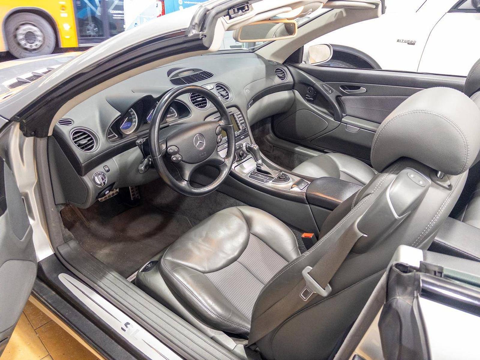 Mercedes-Benz Sl-Class