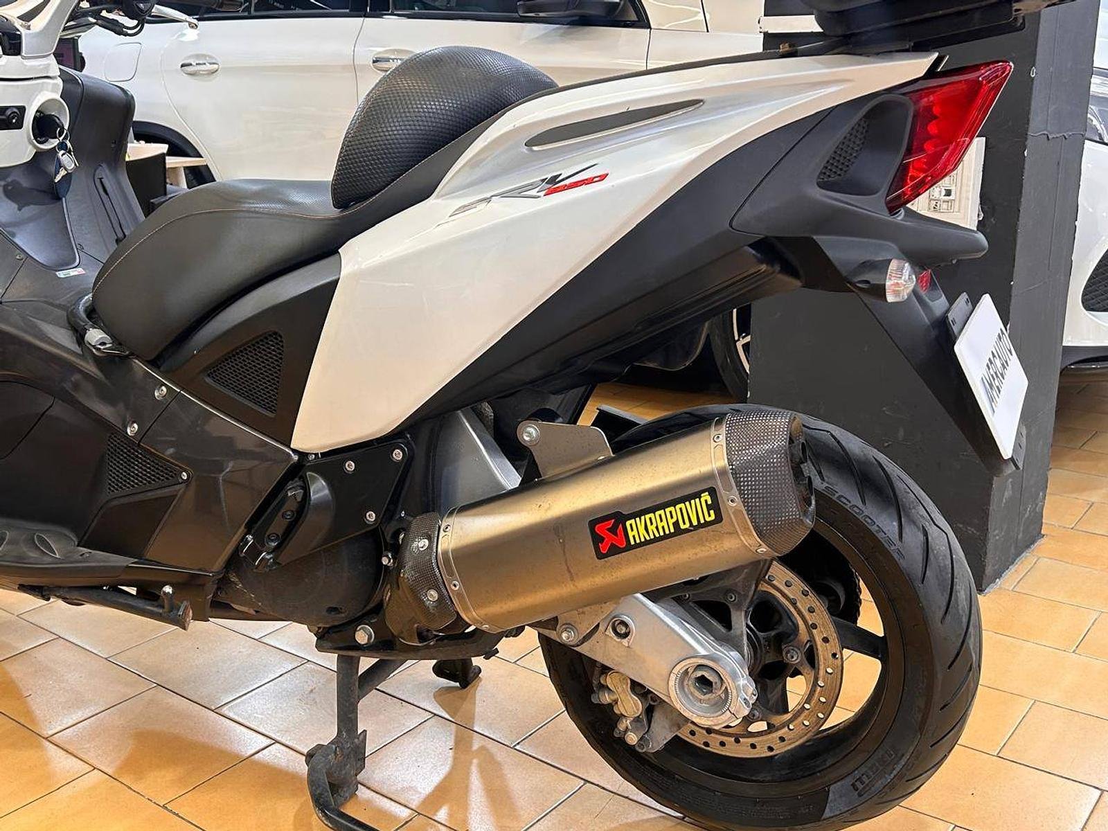 Aprilia SRV 850