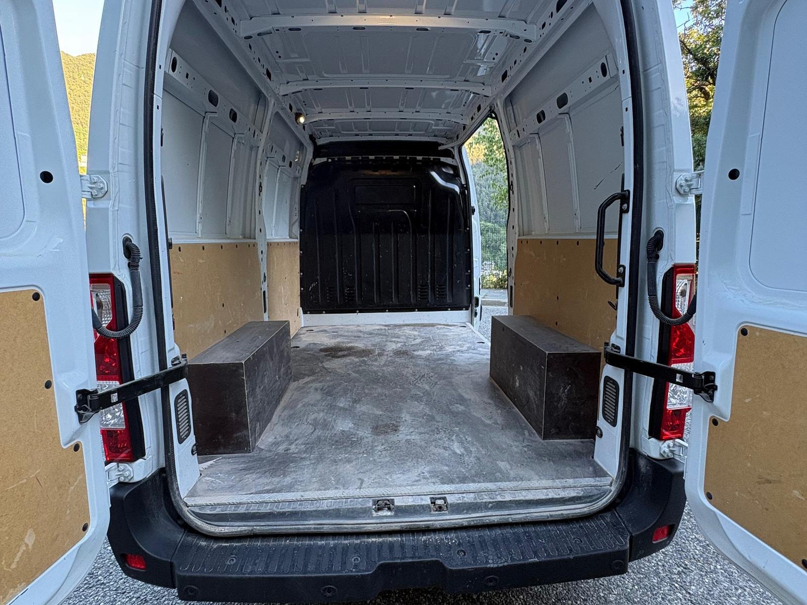 Nissan Interstar