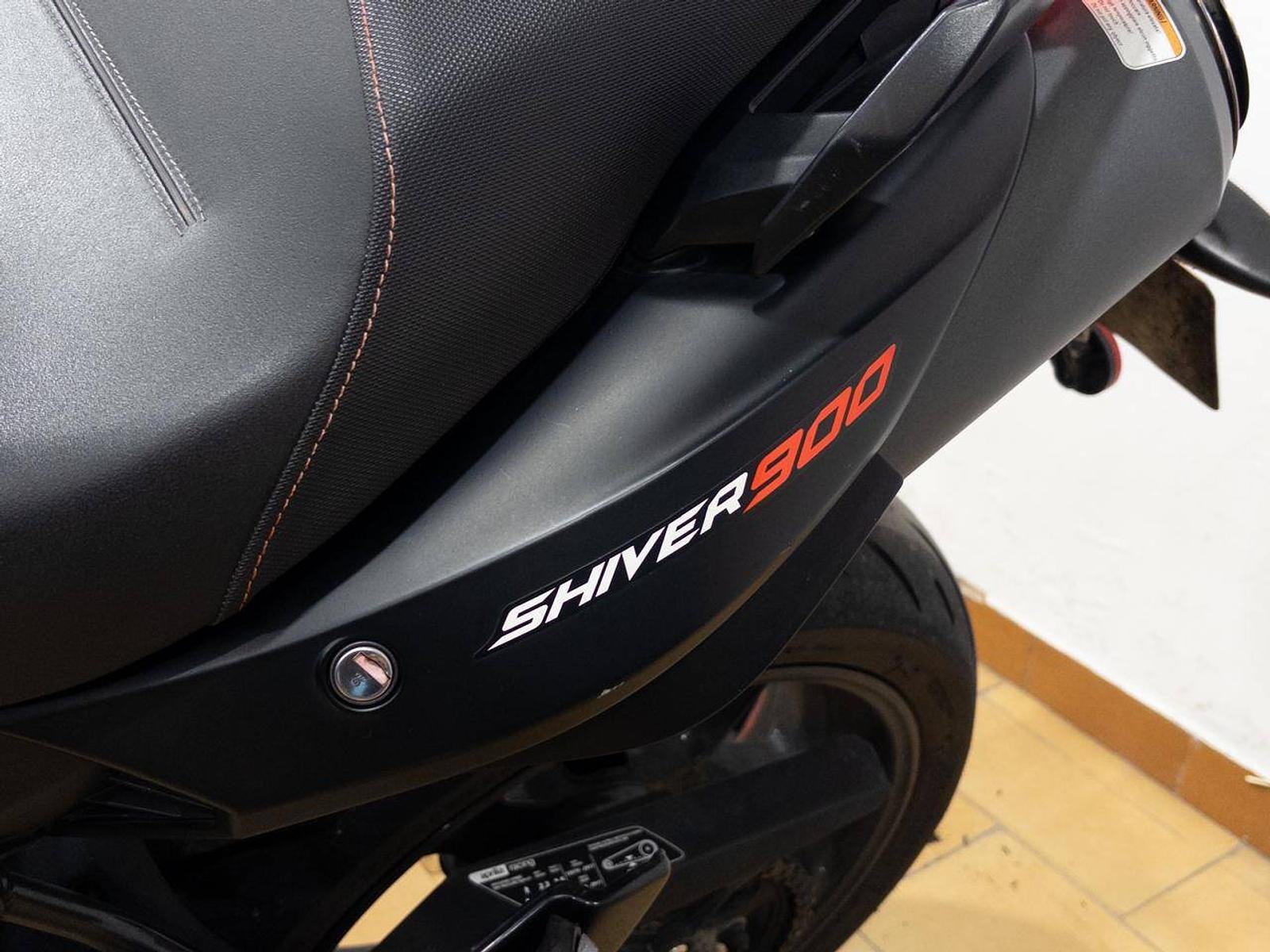 Aprilia Shiver 900
