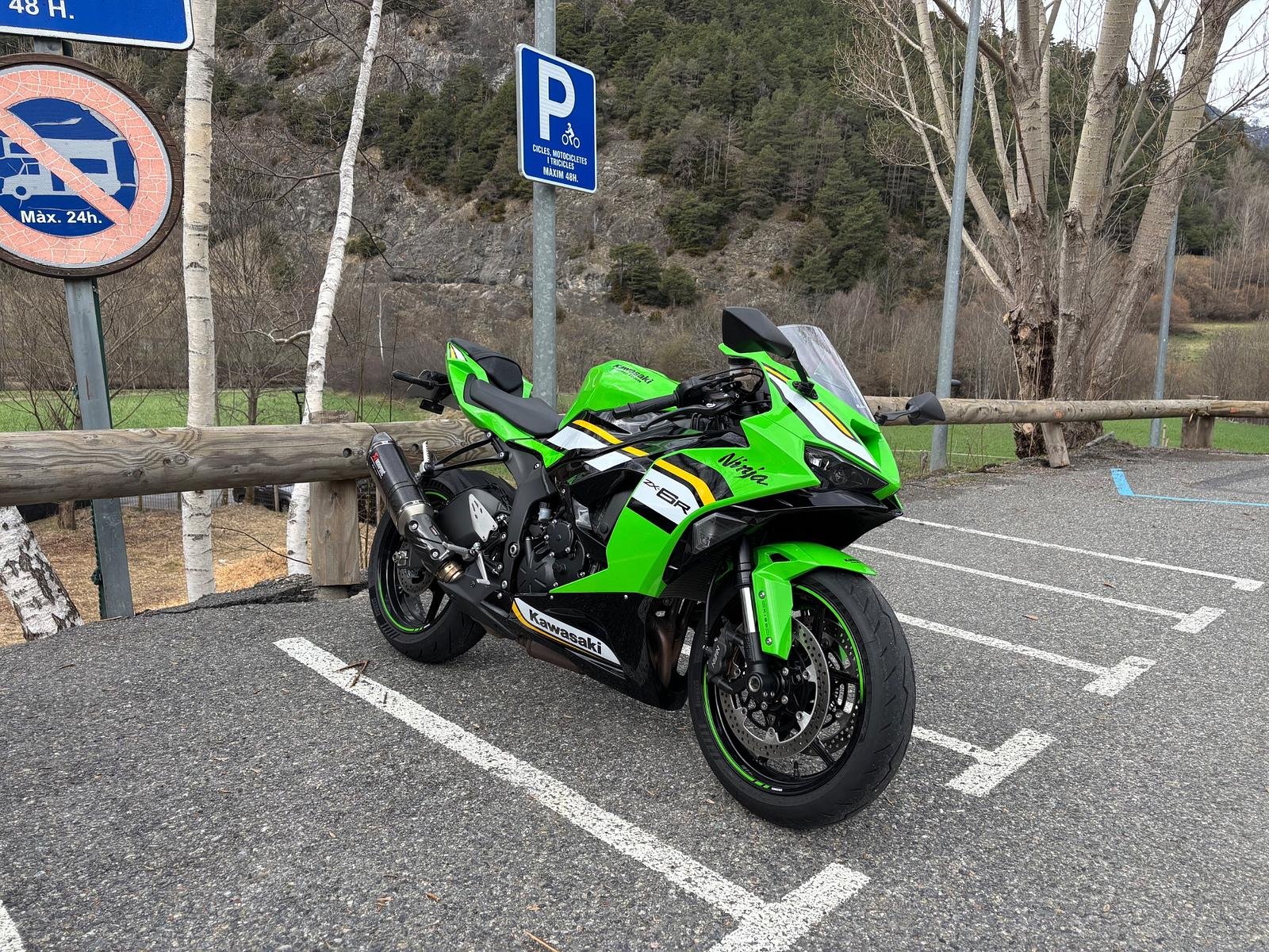 Kawasaki Ninja  ZX-6R