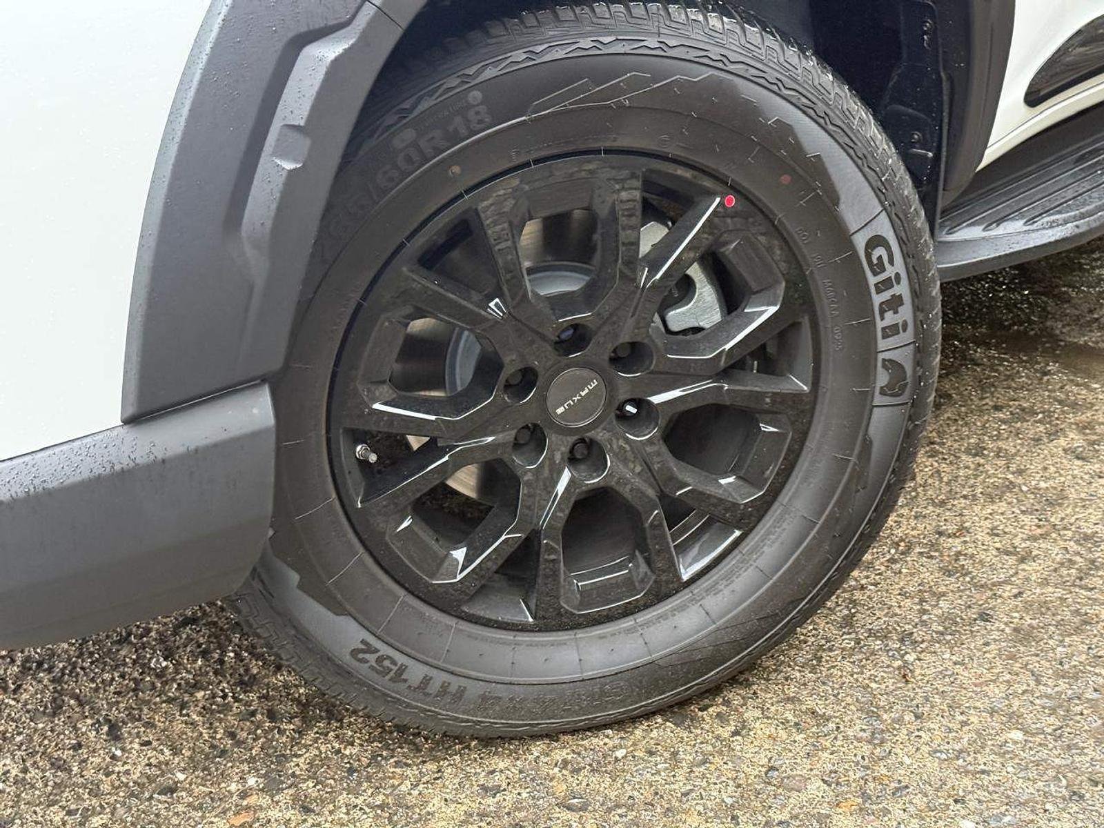 Maxus T70