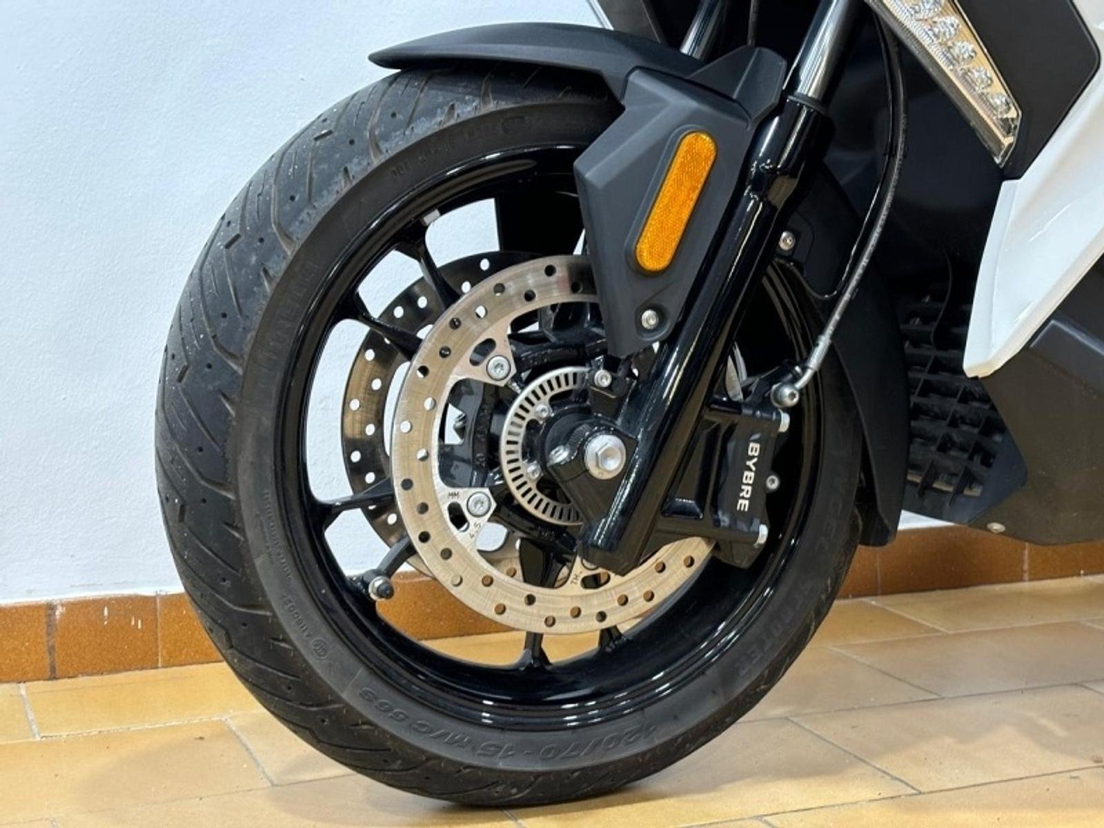 BMW C 400 X